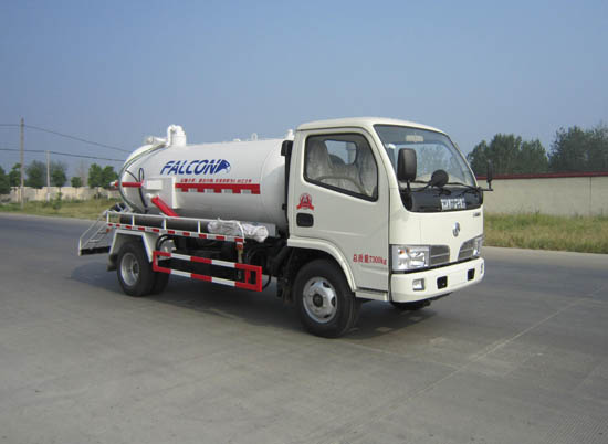 吸污车